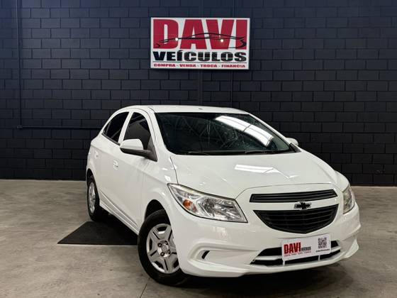 CHEVROLET ONIX 1.0 MPFI LS 8V FLEX 4P MANUAL CHEVROLET ONIX 1.0 MPFI LS 8V FLEX 4P MANUAL